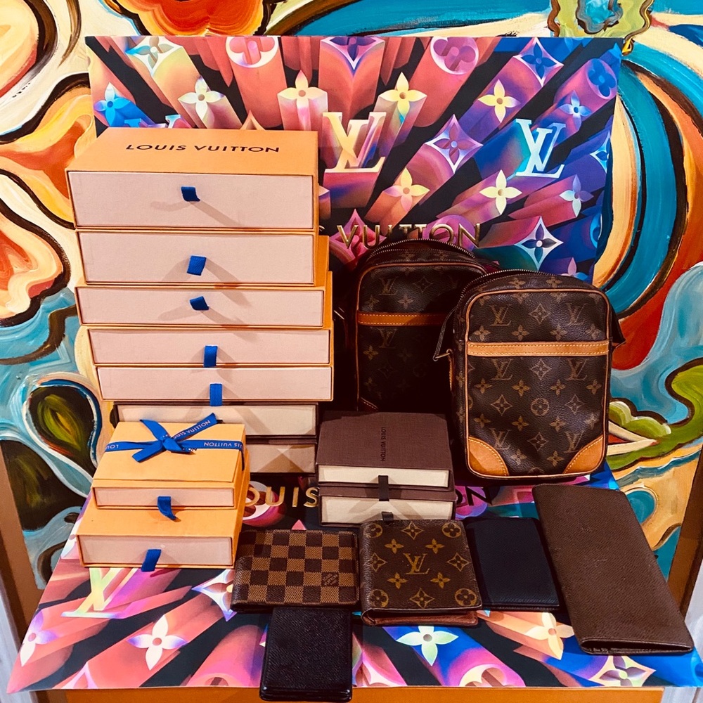 🔥🔥🔥Authentic LOUIS VUITTON BAGS & WALLETS❤️‼️‼️ - Picture 11 of 11